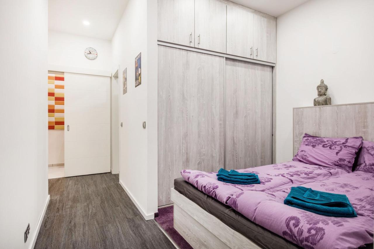 Centre Point Apartment Budapest Eksteriør billede