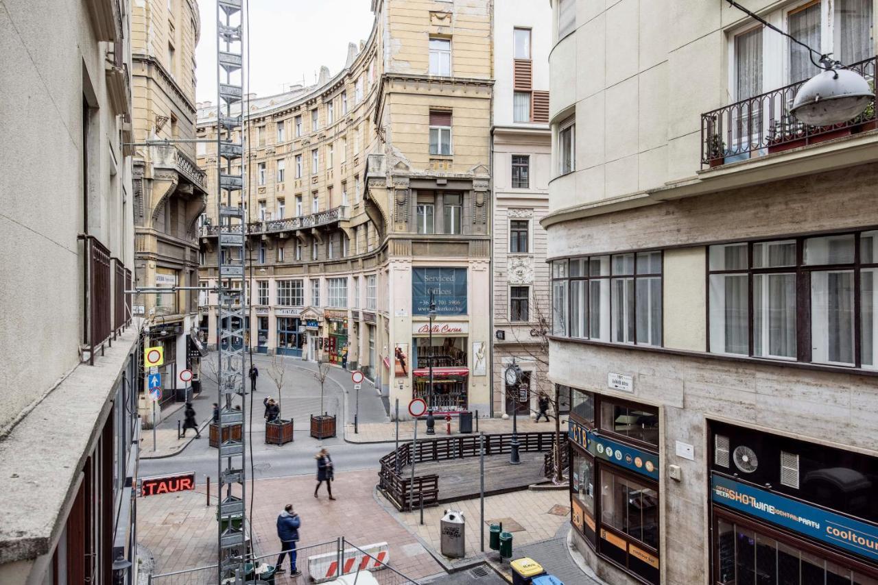 Centre Point Apartment Budapest Eksteriør billede