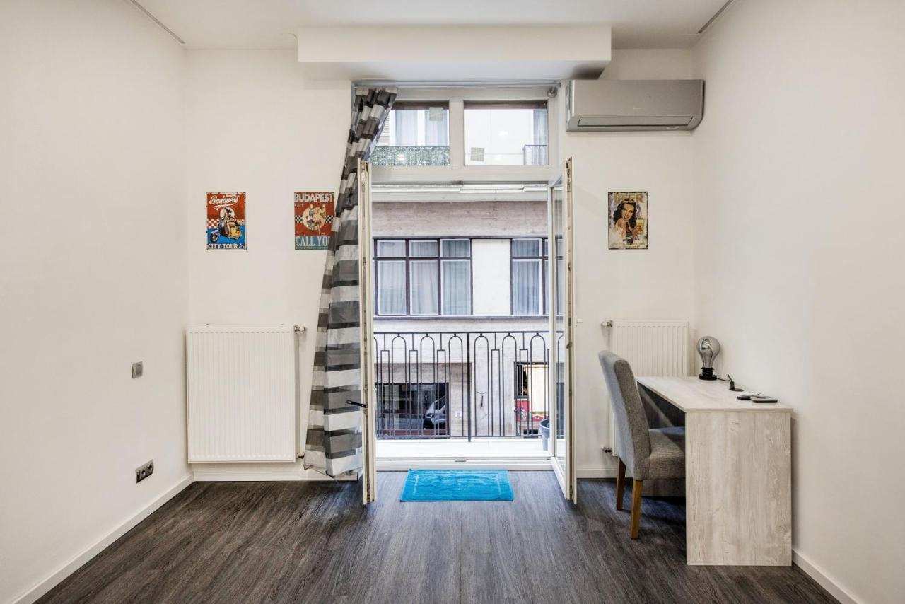 Centre Point Apartment Budapest Eksteriør billede