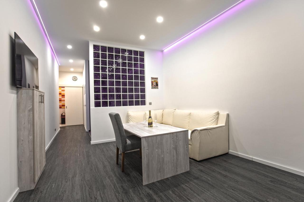 Centre Point Apartment Budapest Eksteriør billede